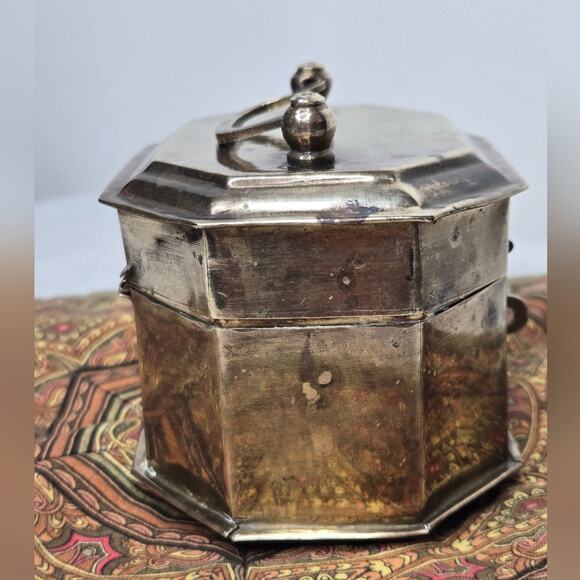 Vintage Hinged Brass Jewelry Trinket Tea Box Made in India - Picture 6 of 16
